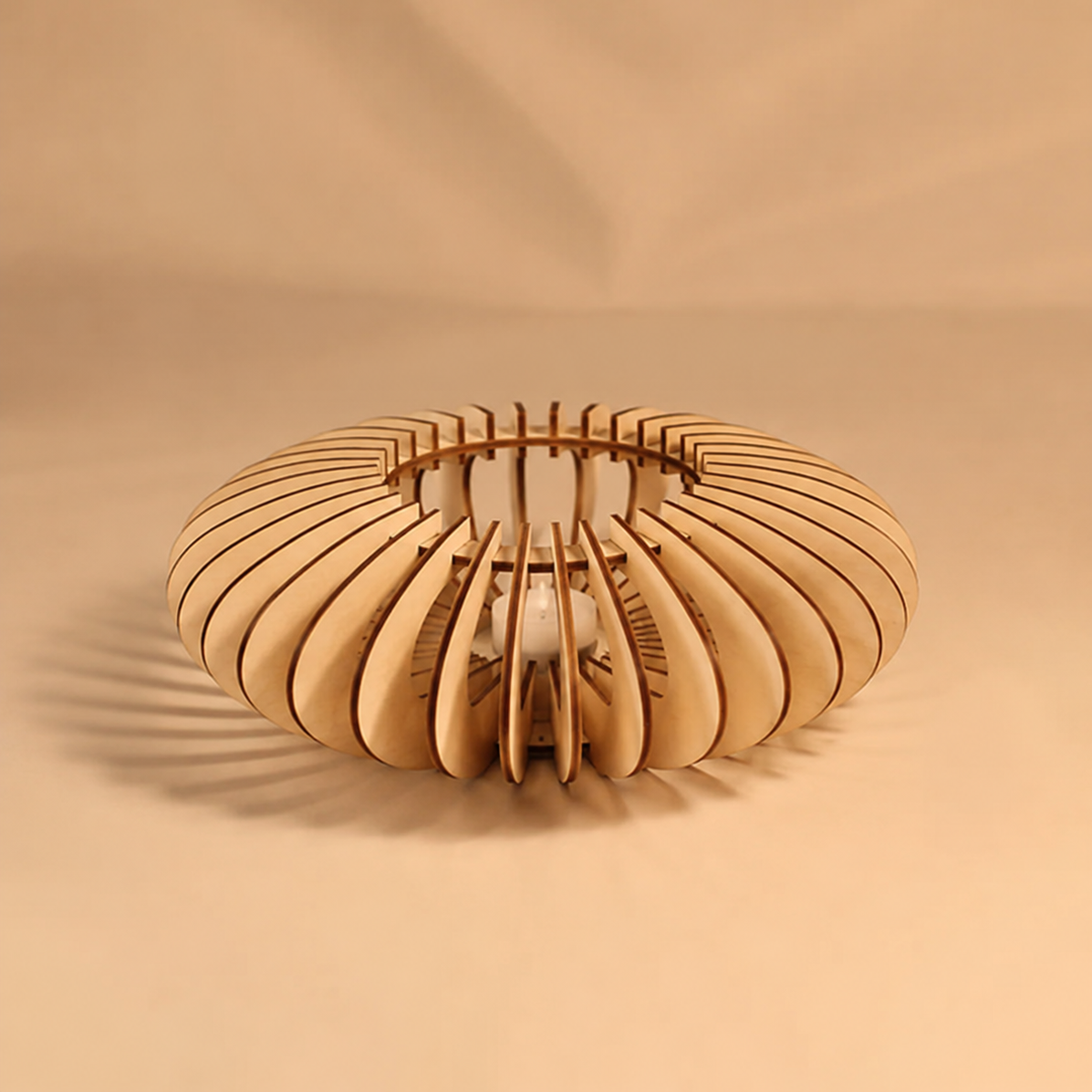 Lysestage i træ – Dansk design